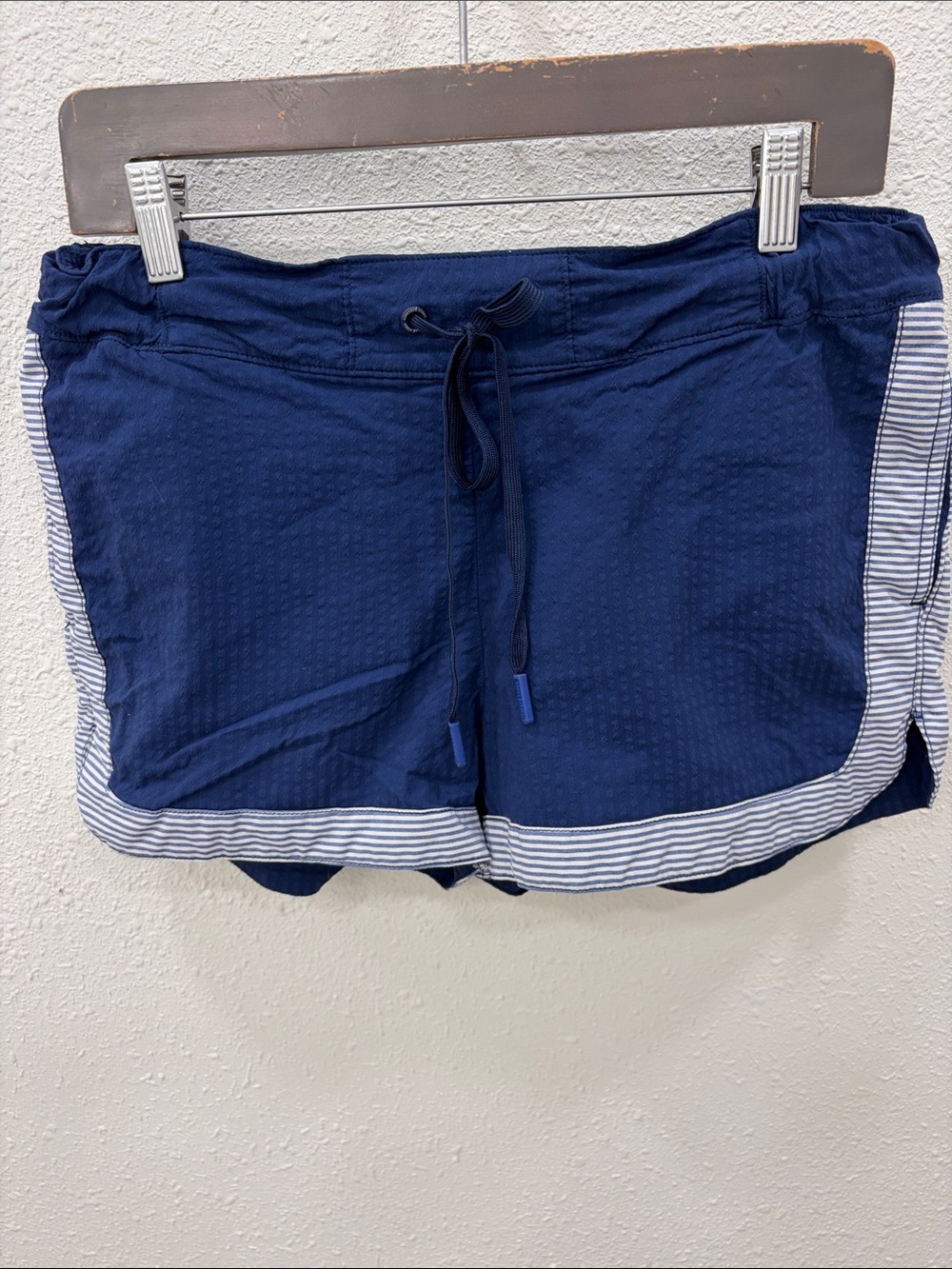 Vineyard Vines Navy Blue Athletic Shorts with White Stripe Trim